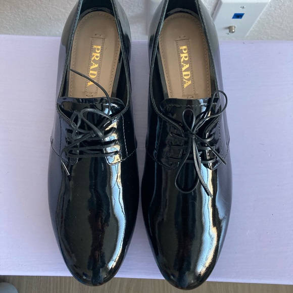 BrandNew Prada DNC645 Lace-up Patent Leather Flats - Picture 8 of 8
